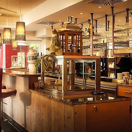 Fritz & Restaurant Kg Hotel